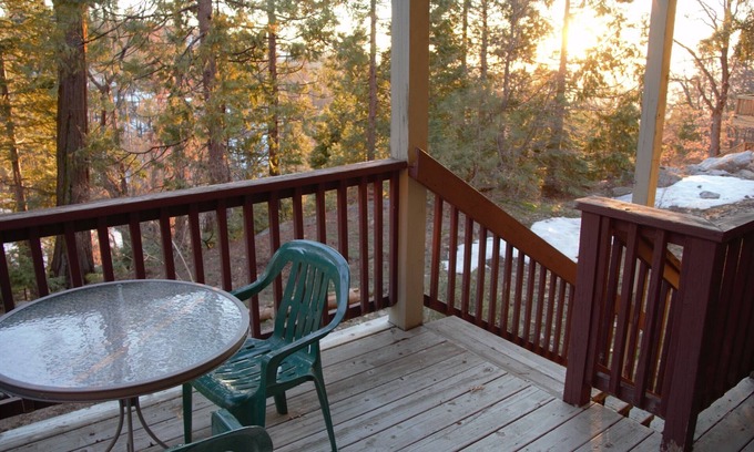 Shaver Lake Casa | Cabin of No Agenda