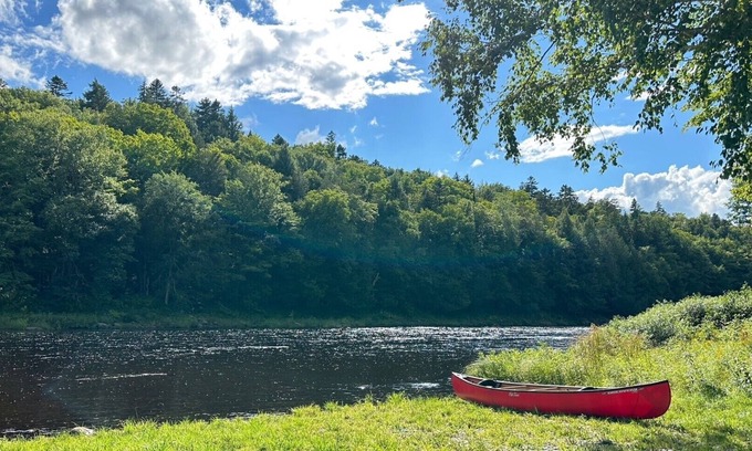 Keswick Ridge Cabaña | Cabin on the Nashwaak River