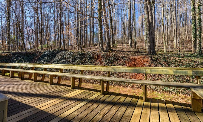 Tigerville Cabina | Cabin Retreat near Blueridge Mountains, scenic highway
