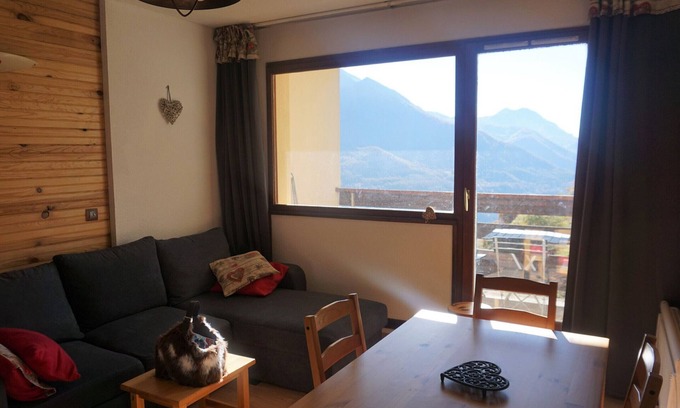 Orcieres-Merlette Apartamento | Cabin studio in Orcières Merlette - sleeps 4, pets allowed, bed linen included in winter