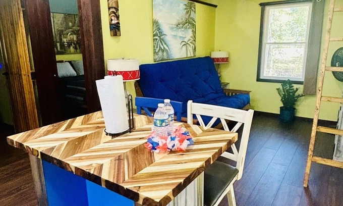 Supply Cabina | Cabin Tortuga: a Hidden Oasis!