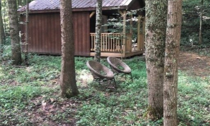 Logan Villa | Cabins in a Clearing : Chestnut, Walnut and Beech - check all 3 cabins