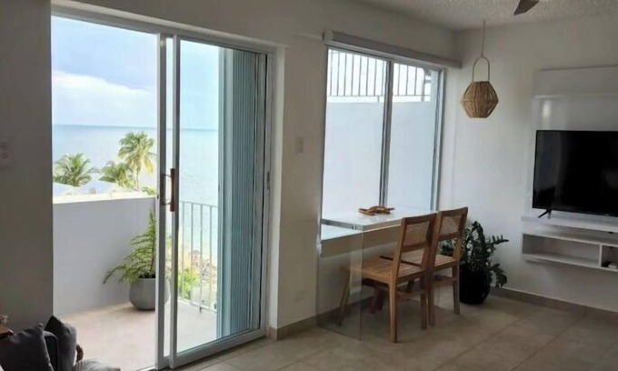 Cabo Rojo Apartamento | Cabo Rojo PR Beachfront apartment with direct access to the beach