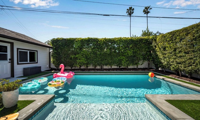 El Dorado South Casa | 🌵CACTUS COVE🏝️: Luxurious pool, game room, arcades, near parks and beaches.