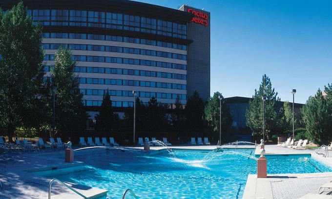 Jackpot Hotel | Cactus Petes Resort Casino & Horseshu Hotel and Casino