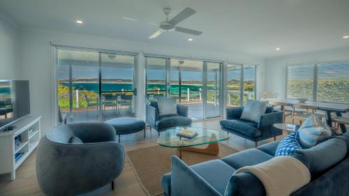 Emu Bay Casa | Cactus- Spectacular Views On The Ocean Front Pet friendly