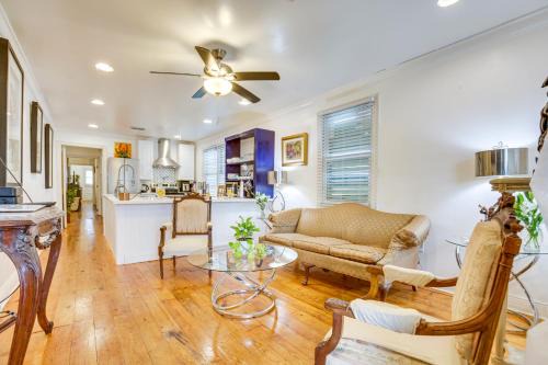 St. Bernard Area Casa | Cadillac Cottage - 3 Mi to French Quarter!