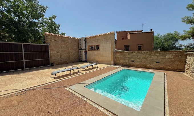 Vilanova de Meia Casa | Cal Gabarró - Casa para 12 personas con piscina, WiFi, AC y BBQ
