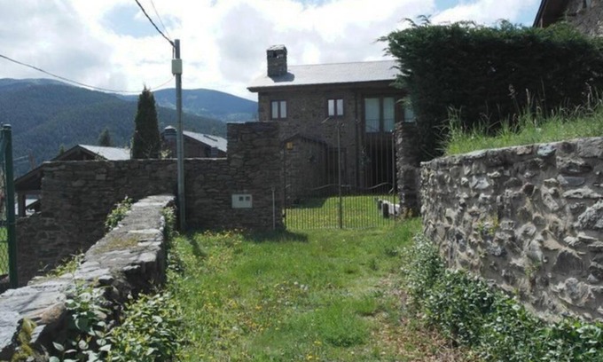 Toses Casa | Cal Masover, casa de piedra rehabilitada