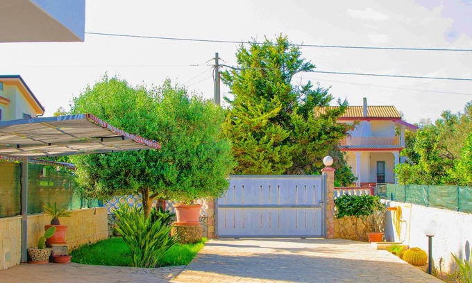 Reitani Apartamento | Calendula 6poets bed a stone's throw from the sea