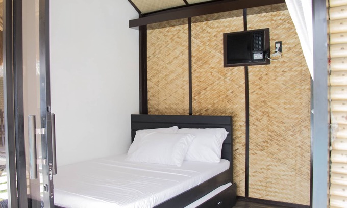 Pansol Casa | California Beach Villa2