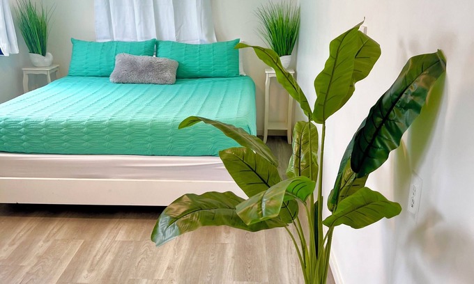 Waialua Cabaña | Beachy Hawaiian Cottage on the Famous North Shore. 2 bed, 1 bath. Sleeps 4