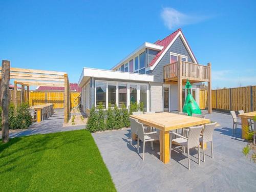 Callantsoog Casa | Callantsoog Group getaway Beach