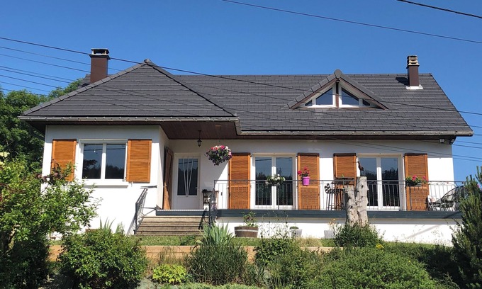 Vanclans Casa | Calm and fresh air, Beautiful house with garden, ideal for a family