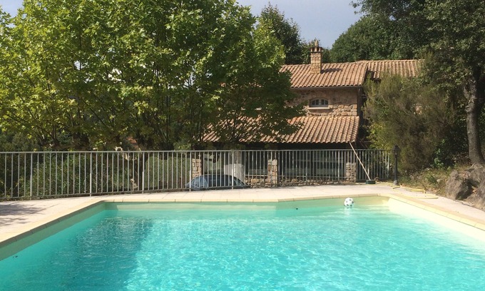 Les Salelles Casa | Calma y serenidad, casa familiar del sur de Ardeche, río y montaña