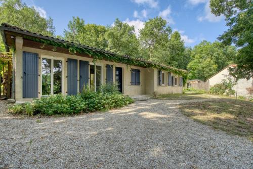 Voeuil-et-Giget Casa | Calme à l'orée des bois