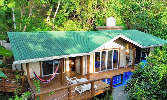 Gibson Bight Casa | CalmWay Cottage @ Gibson Bight