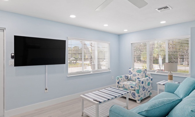 Sanibel Casa | Caloosa Retreat- 2BR at Palmview Inn Sanibel