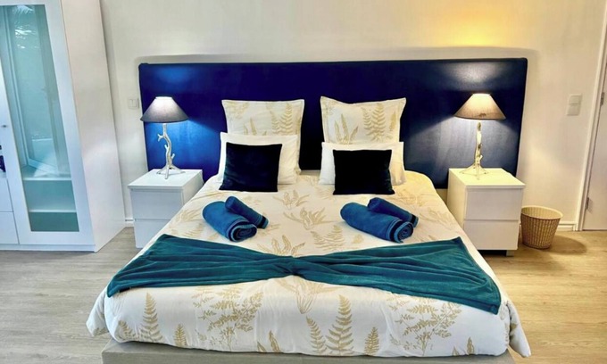 Caloura Apartamento | Caloura Ocean Accommodation