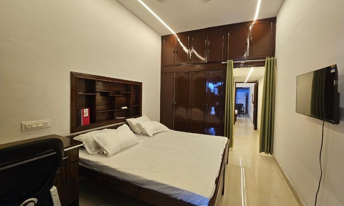 Panchkula Urban Estate Apartamento | Calvin's Abode