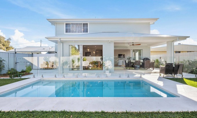 Sawtell Casa | Calypso - Pool, Walk To Beach, Sawtell