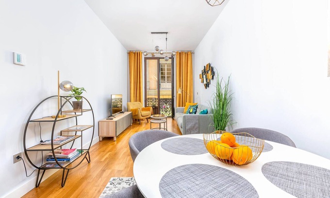 Centro Apartamento | Camas Vacation Apartment by Solaga Holiday Homes
