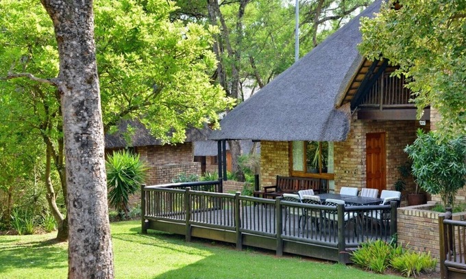 Hazyview Casa | Cambalala Unit 4 - Luxury Self Catering Vacation Rental In Kruger Park Lodge