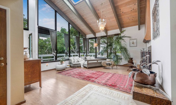 Happy Hill Casa | Cambria Gem, Walk to Moonstone Beach (30+ days)