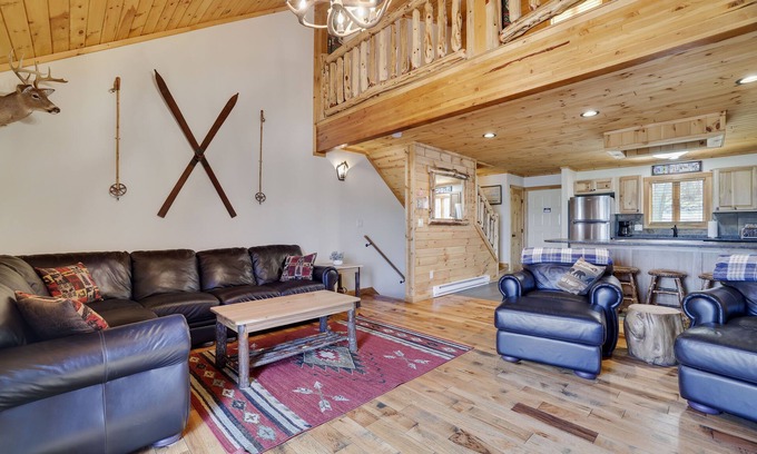 Village at Camelback Casa | CAMELBACK CABINS 103 in POCONOS Ski on off block parking level no steps to unit