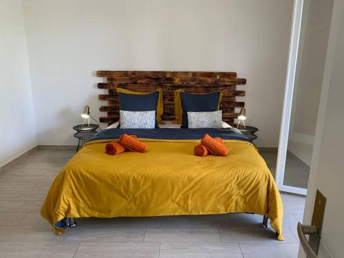 Sotta Casa | Caminu di porto vecchio*. (Piscine chauffée)