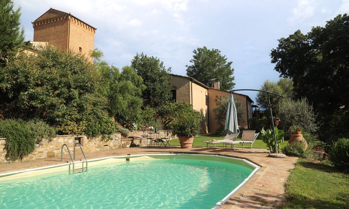 San Gimignano Apartamento | Cammino Santo - studio w/private pool & garden