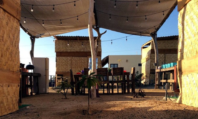Todos Santos Cabina | Camp - Santos