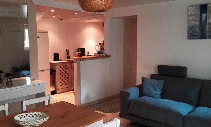 Saint-Martin-de-Bromes Apartamento | Campaneta
