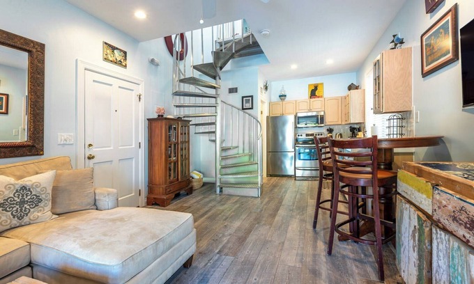Historic Seaport Casa | Campbell Suite in Key West