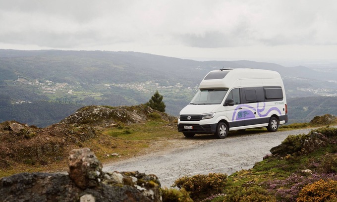 Lagoa Casa | Camper van RV Amped Campers. Unlimited drivers and kilometers, all included