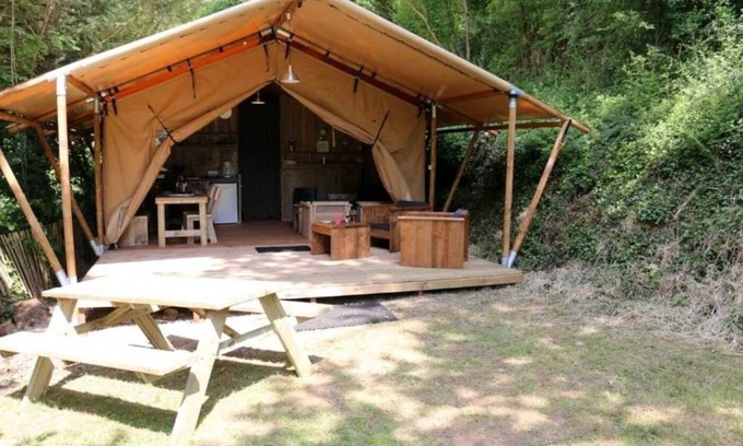 Saint-Constant-Fournoules Casa | Camping 3 étoiles - Piscine - eec0ce