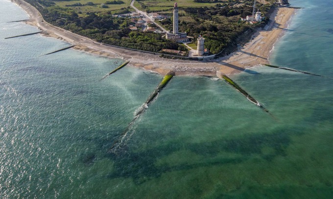 Saint-Clement-des-Baleines Alquiler De RV | Camping Les Pérouses
