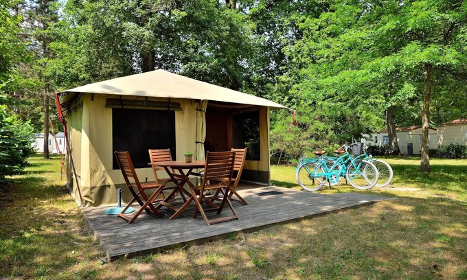 Combreux Casa | Camping Étang de la Vallée*** - Nature Lodge 3 rooms 4 people Without sanitary facilities