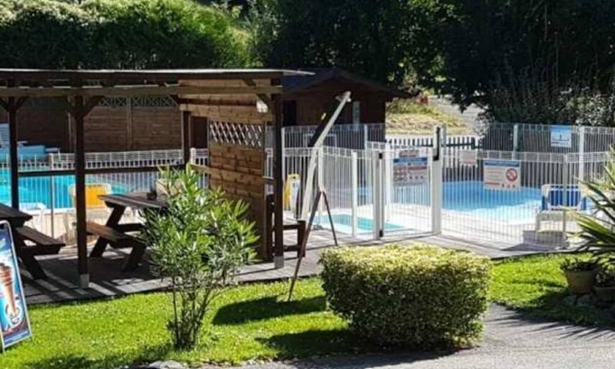 Louvie Juzon Casa | Camping 3 étoiles - Piscine - ccbadde