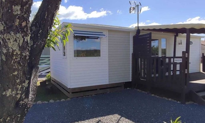Massillargues-Attuech Casa | Camping 3 étoiles - Piscine - eebic0
