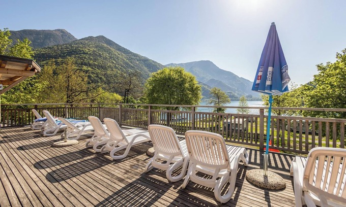 Ledro Apartamento | Camping 'Al Lago Apartment 3' con vistas al lago, terraza y Wi-Fi