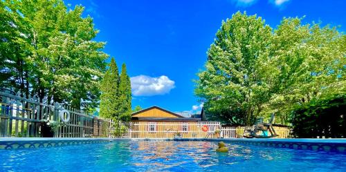 Henryville Apartamento | Camping Bomont