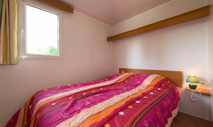 Brissac-Quince Casa | Camping Domaine de l'Etang **** - Cabaña básica 3 habitaciones 4/5 personas
