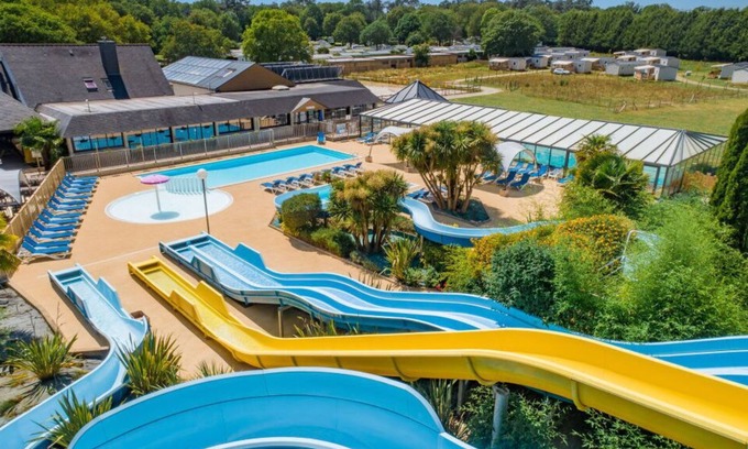 Monterblanc Casa | Camping familial 4* | Mobil-home + Accès piscine