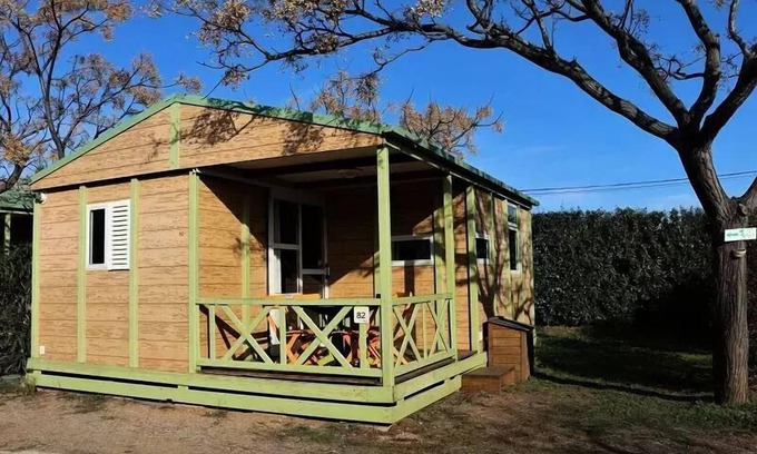 Vic-la-Gardiole Chalet De Esquí | Vrbo Property