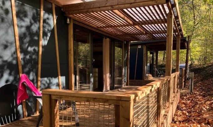 Vicdessos Chalet De Esquí | Camping Flower La Bexanelle**** - Chalet Victoria Premium 5 Rooms 8/10 People