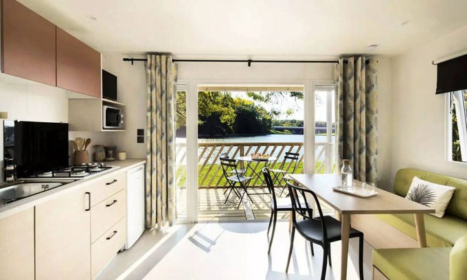 Nevez Casa | Camping Le Raguenès Plage**** - Mobile home Loggia Bay 3 Rooms 4 People
