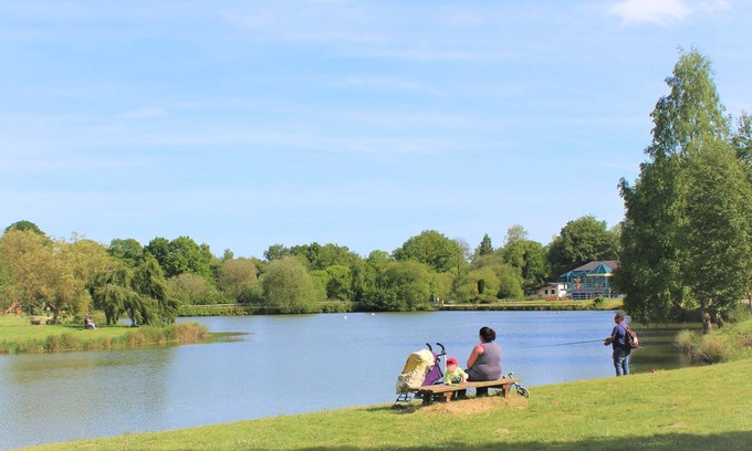 Merdrignac Alquiler De RV | Camping Le Val de Landrouet