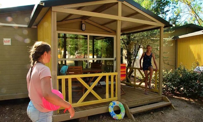 Canet Chalet De Esquí | Camping maeva Club Les Rivières **** - Chalet Gitotel 3 Rooms 5 People Air Conditioned + TV