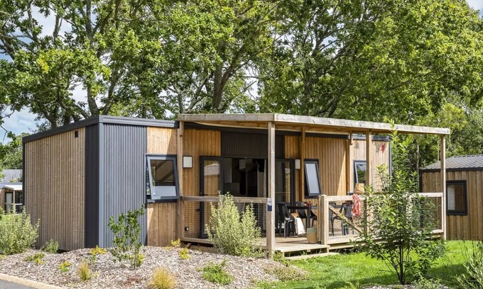 Perros-Guirec Casa | Camping maeva Respire Le Village Perrosien **** - Comfort Mobile Home 4 Rooms 6 People Air Conditioned + TV